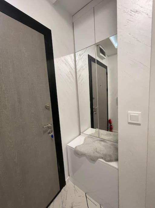 Hidden Treasure Apartment Варна Екстериор снимка