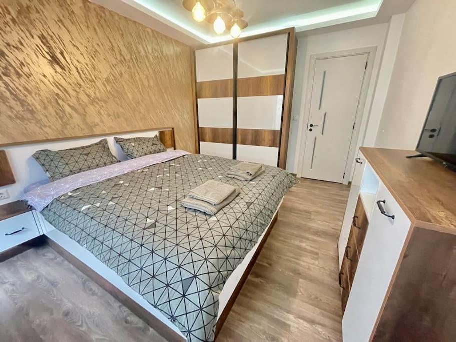 Hidden Treasure Apartment Варна Екстериор снимка